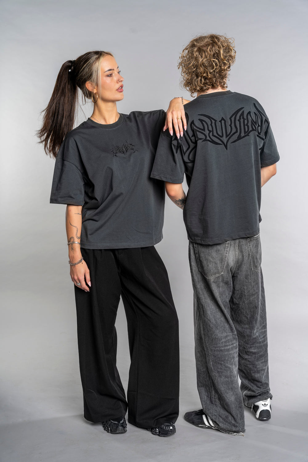 3D EMBROIDERY TEE