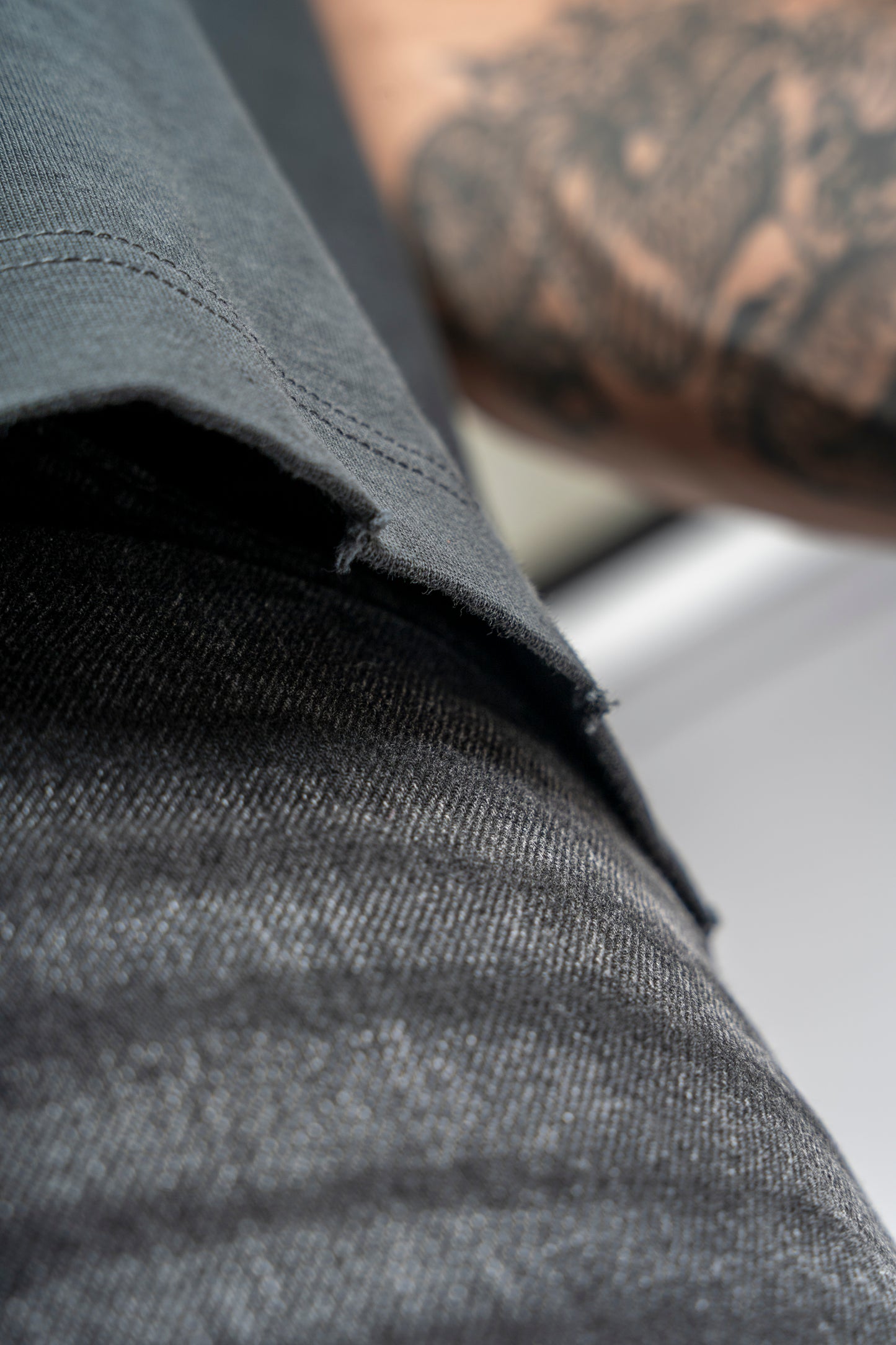 RUFF EDGE TANK TOP